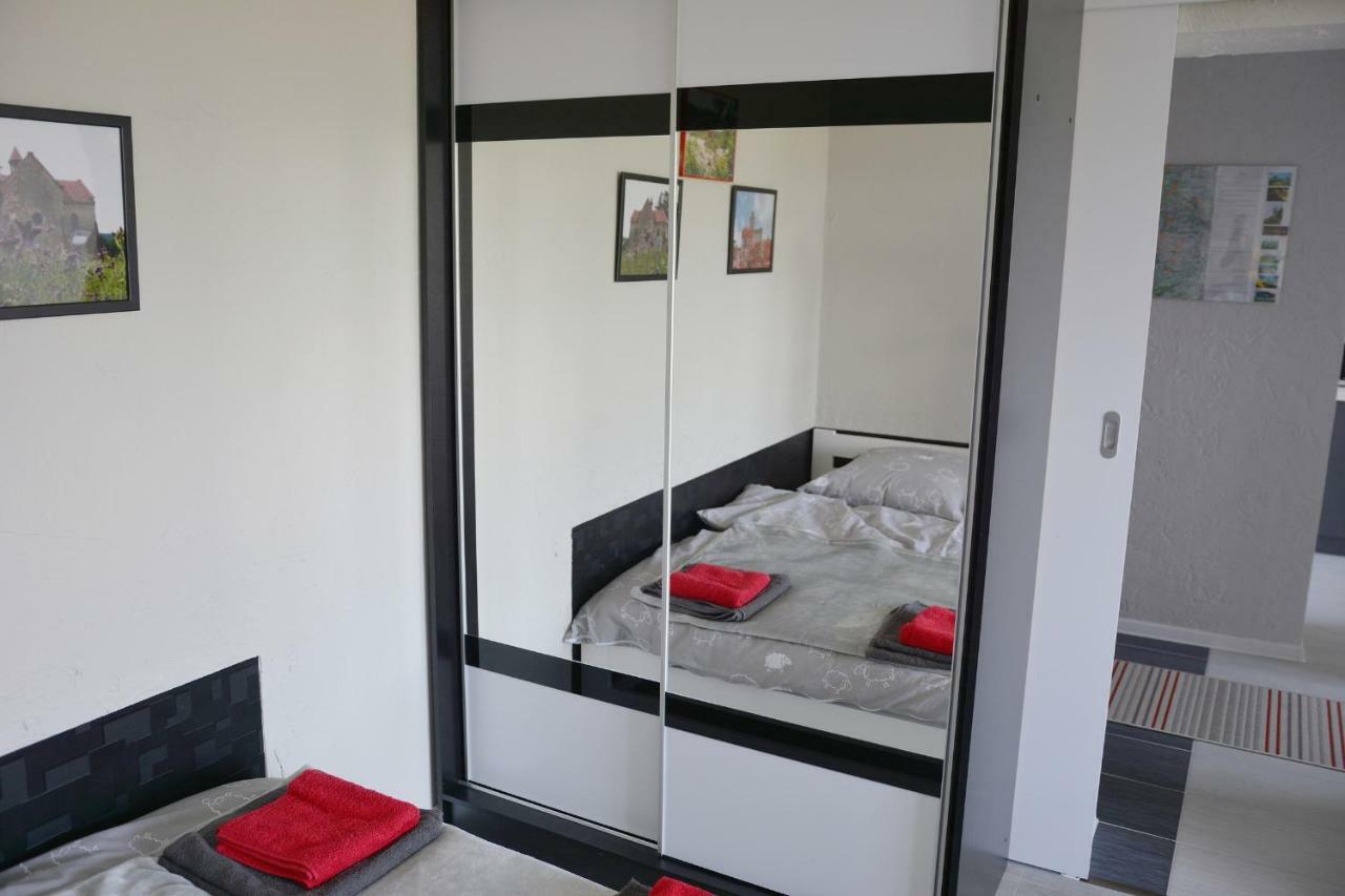 Appartement Apartament Kotewka à Zator Extérieur photo